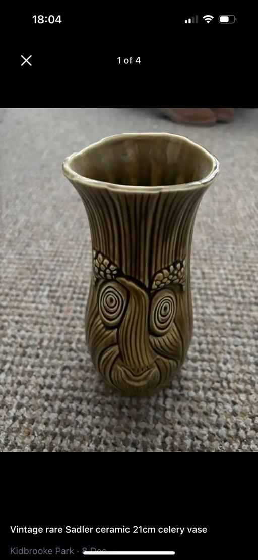 Buy & Sell Kidbrooke South East London - Photos for Vintage Green Sadler celery vase 21cm