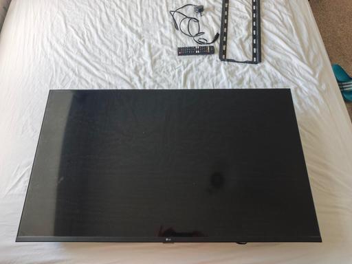 Buy & Sell Ruislip Hillingdon - Photos for TV 43 inches used in good condition