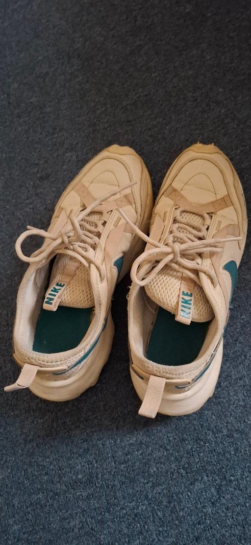 Buy & Sell Kensington Liverpool - Photos for Nike women trainer TC 7900