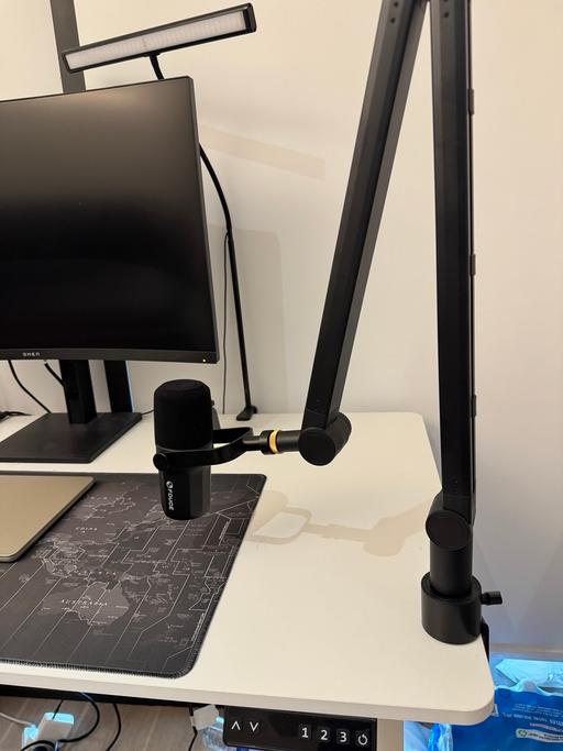 Buy & Sell Custom House East London - Photos for Podcast Microphone + Heavy Duty Arm