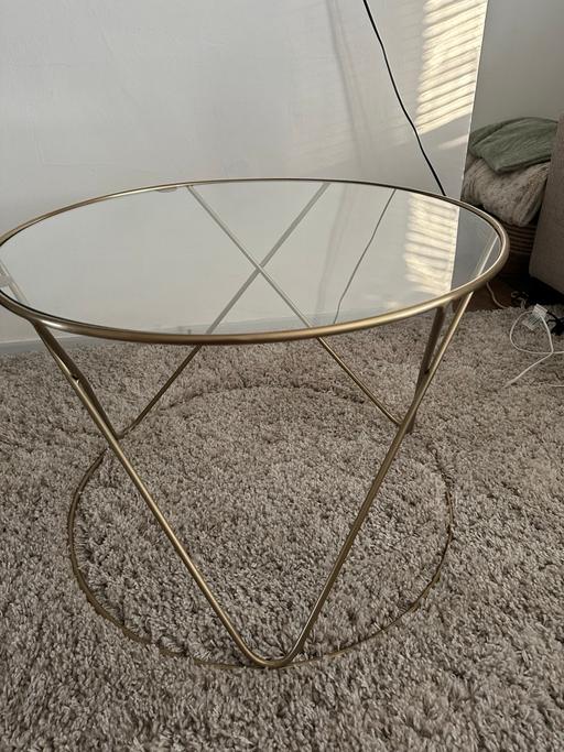 Buy & Sell Banbury Cherwell - Photos for Round Glass Coffee Table with Gold Fram