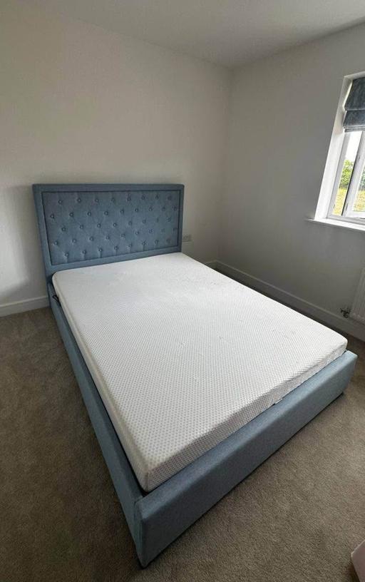 Buy & Sell Romford Havering - Photos for Double bed and mattress (can deliver)