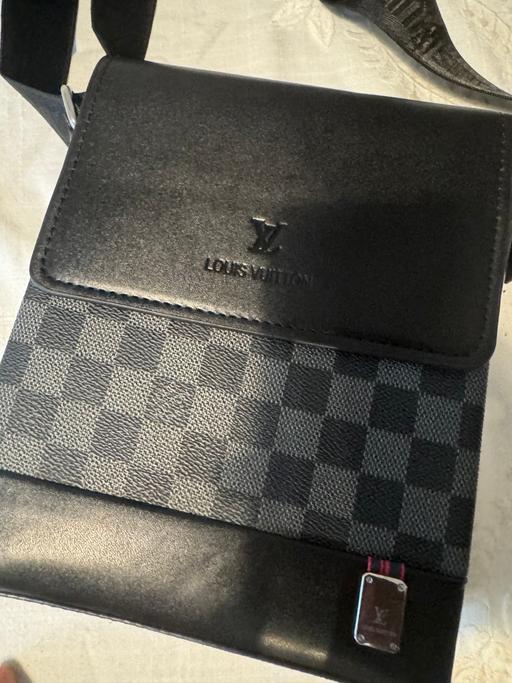 Buy & Sell Middleton Rochdale - Photos for LV messenger bag