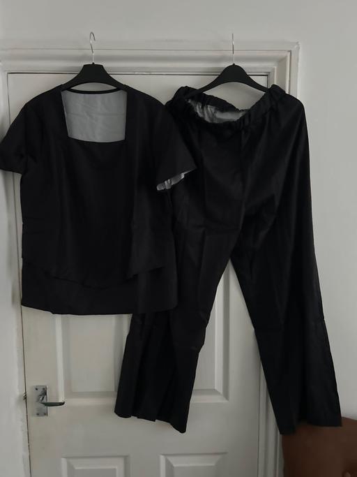 Buy & Sell Wombwell Barnsley - Photos for New Size Large Top and Trouser