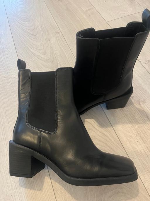 Buy & Sell Kingston Upon Thames Town Centre Kingston upon Thames - Photos for Leather Ankle boots size 6.5