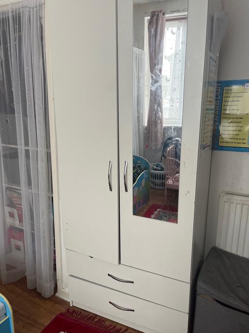 Buy & Sell Ruislip Hillingdon - Photos for wardrobe with drawers