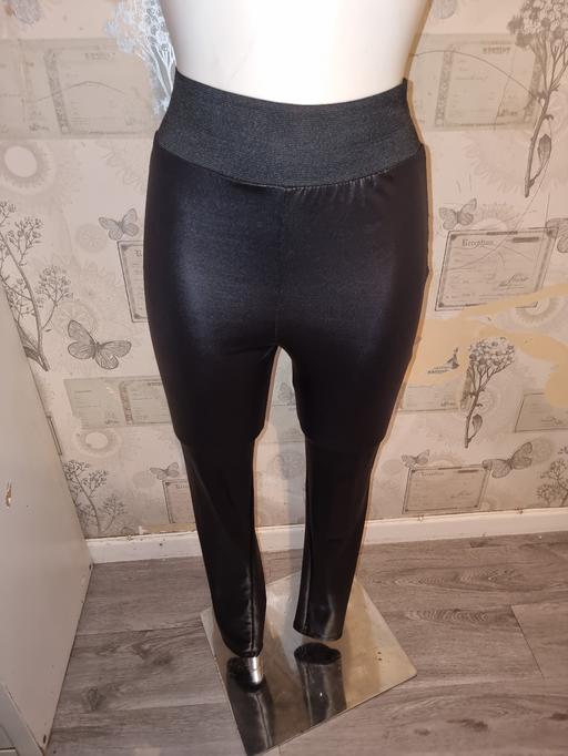 Buy & Sell Upper Holloway North London - Photos for LADIES BOOHOO LEATHER LOOK LEGGINGS UK 8