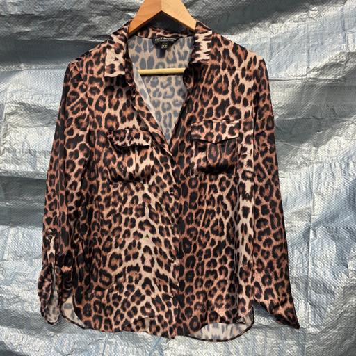 Buy & Sell Amblecote Dudley - Photos for Lipsy London Leopard Print Blouse UK 14