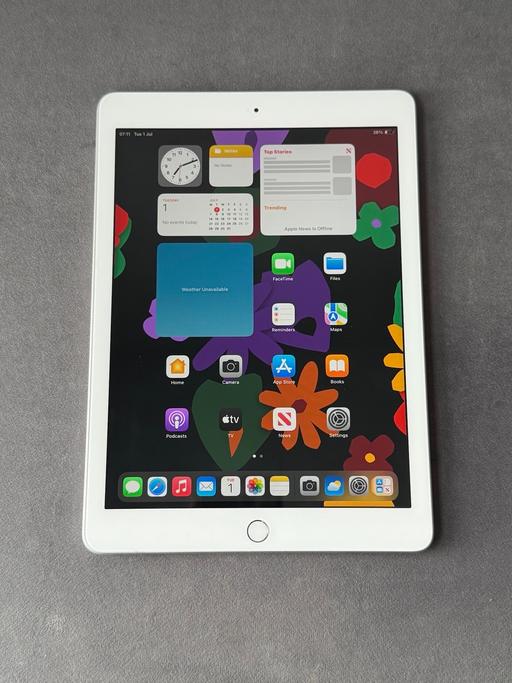 Buy & Sell Stockland Green Birmingham - Photos for iPad 6th Generation 64GB