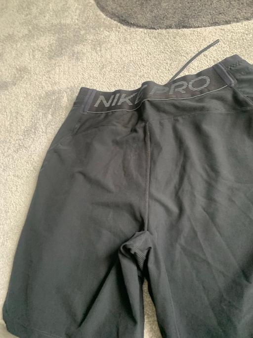 Buy & Sell Southdene Knowsley - Photos for Nike pro shorts