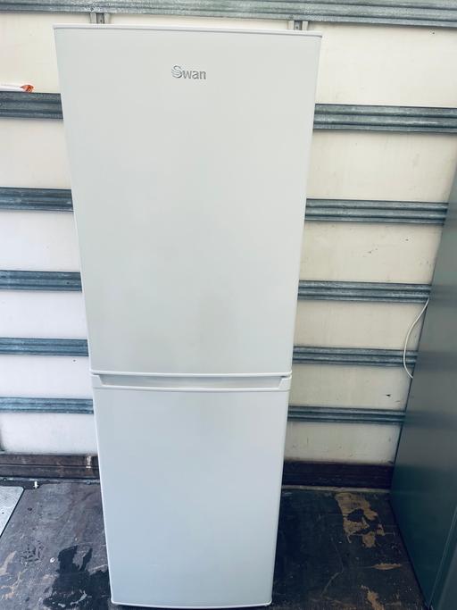 Buy & Sell Hunts Cross Knowsley - Photos for Fridge freezer can deliver