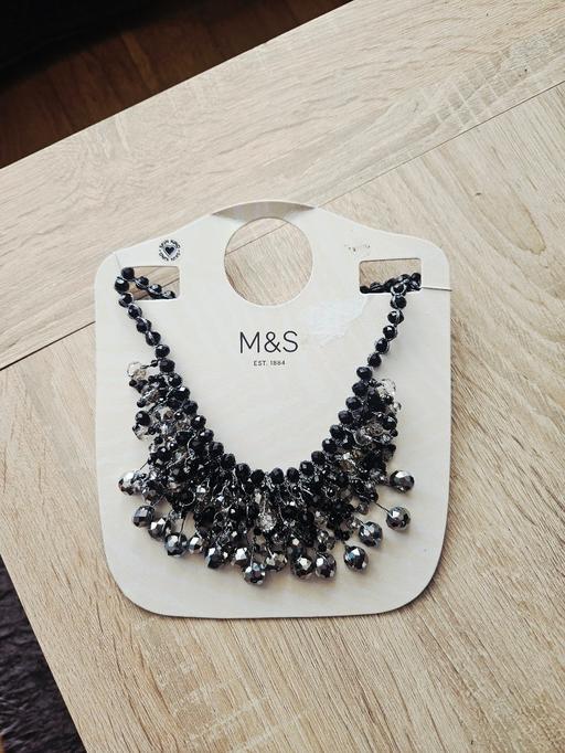 Buy & Sell Newton Doncaster - Photos for M&S necklace..NEW