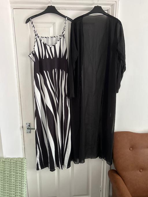 Buy & Sell Wombwell Barnsley - Photos for New Size Medium Maxi dress plus over jacket