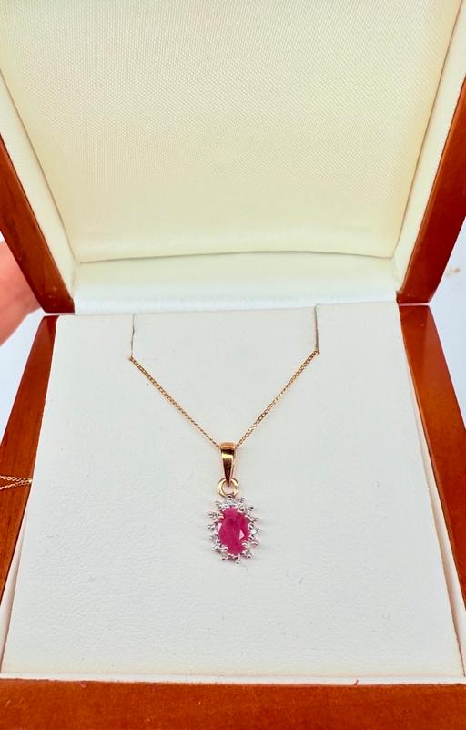 Buy & Sell Harrow on the Hill North West London - Photos for Vintage 9ct Gold Ruby and Diamond Necklace