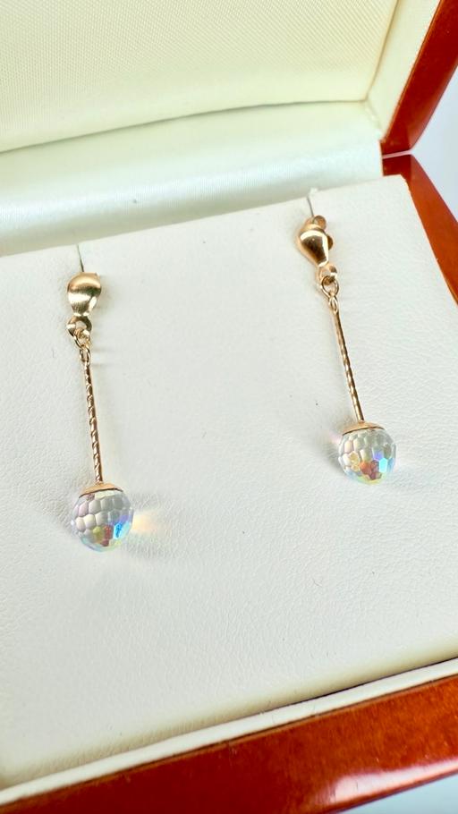 Buy & Sell Harrow on the Hill North West London - Photos for 9ct Gold and Faceted Crystal Drop Earrings