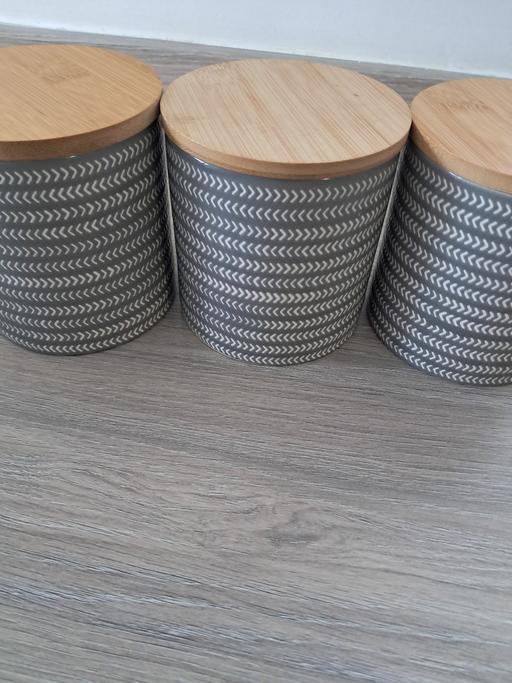 Buy & Sell Kingswood Retail Park Hull - Photos for GREY CANNISTERS