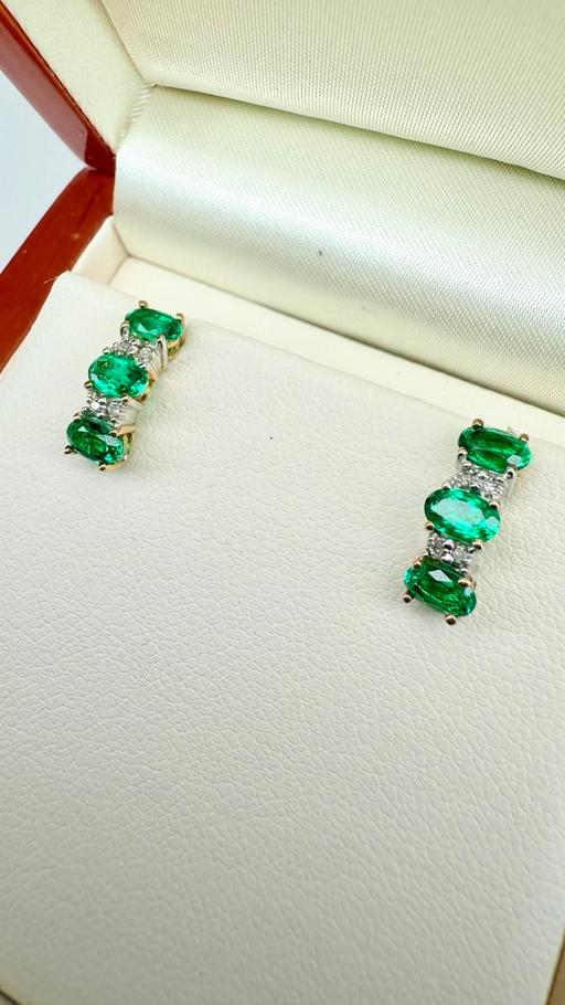 Buy & Sell Harrow on the Hill North West London - Photos for 9ct Gold Emerald Diamond Half Hoop Earring