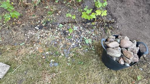 Buy & Sell Castlecroft Wolverhampton - Photos for Free rockery