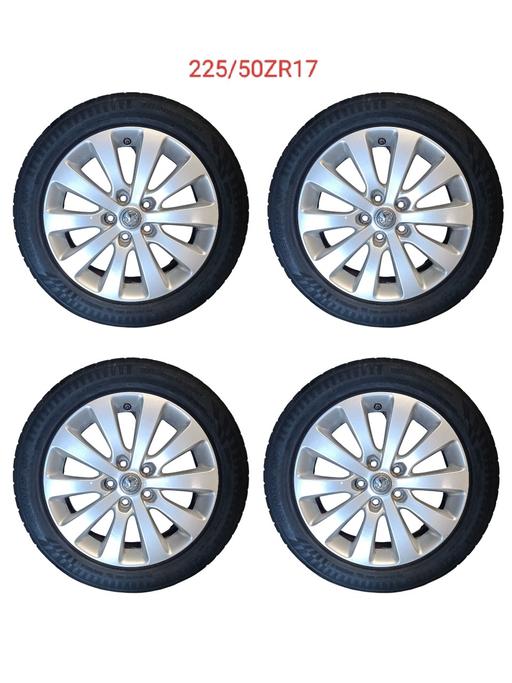 Vehicles Bloxwich Walsall - Photos for 4 Tyres Size 225/50ZR17 With Rim For Vauxhall