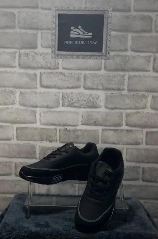 Buy & Sell Clacton-on-Sea Tendring - Photos for womans French connection HFYOF Air trainers