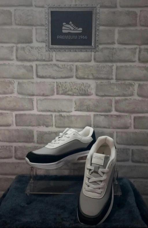 Buy & Sell Clacton-on-Sea Tendring - Photos for Women's French Connection HFYOF Air Trainers