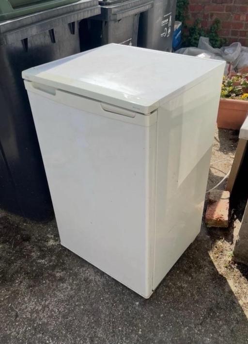 Buy & Sell Croydon Croydon - Photos for LEC FRIDGE FREEZER-DELIVERY AVAILABLE