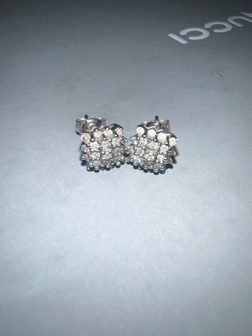 Buy & Sell Premier Business Park Walsall - Photos for Diamond cluster earrings