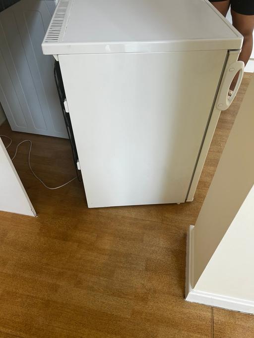 Buy & Sell Shenfield Brentwood - Photos for Electrolux Under-Counter Fridge