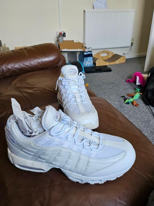 Buy & Sell Collins Green Warrington - Photos for Nike air max