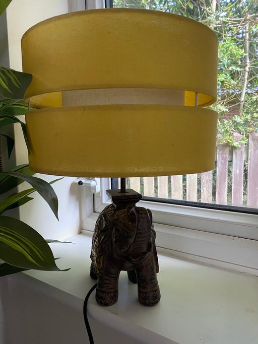 Buy & Sell Mansfield Town Centre Mansfield - Photos for Beautiful Elephant Lamp