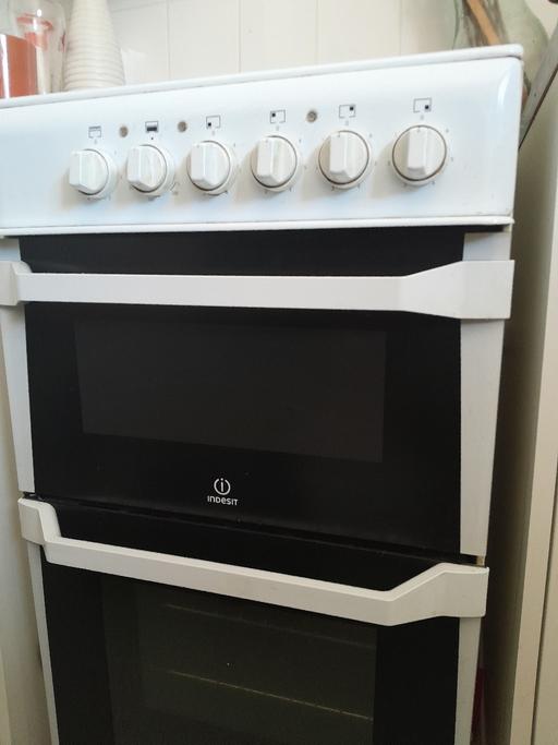 Buy & Sell Deptford South East London - Photos for Indesit electric cooker whit oven