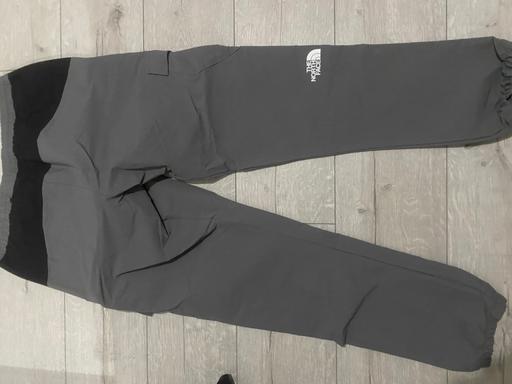 Buy & Sell Shoreditch North London - Photos for The north face bottoms