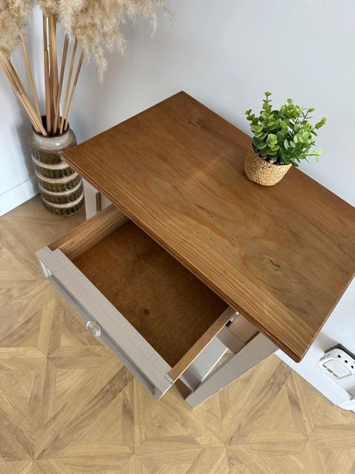 Buy & Sell Hoobrook Wyre Forest - Photos for Pine lamp side table/console table