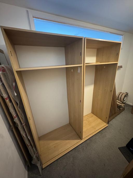 Buy & Sell Wormley Broxbourne - Photos for Double Light Oak Wardrobe