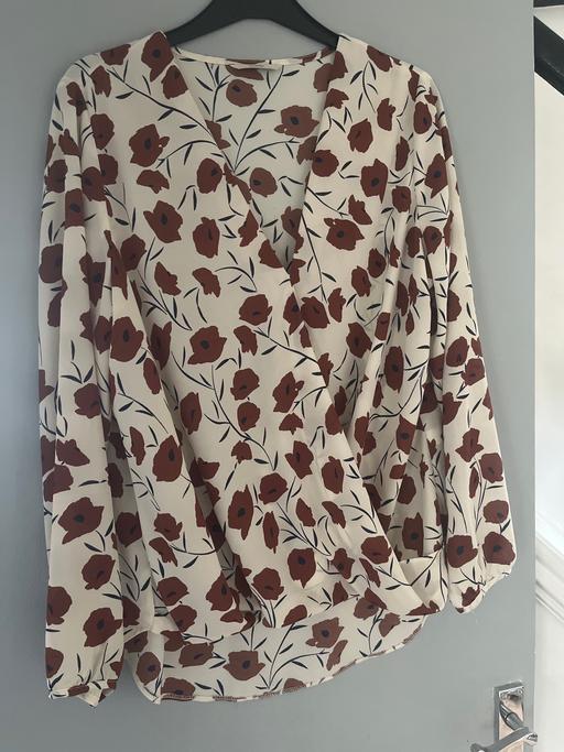 Buy & Sell Wickersley Rotherham - Photos for Beautiful blouse size 22 like new cream flora