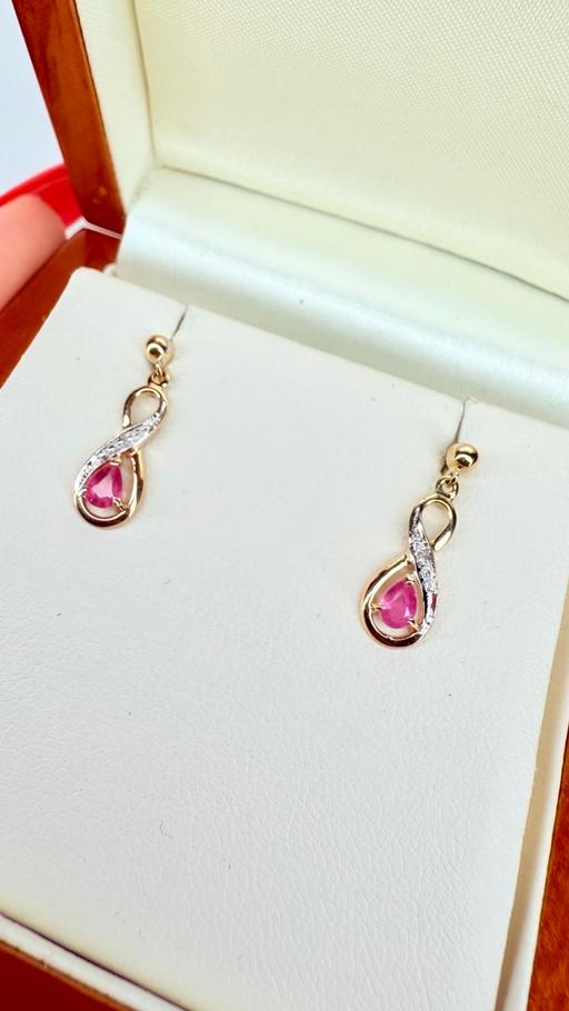 Buy & Sell Harrow on the Hill North West London - Photos for New Pretty 9ct Gold Ruby and Diamond Earrings