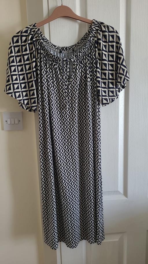 Buy & Sell Becontree East London - Photos for Ladies Dress
