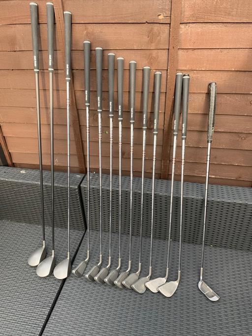 Buy & Sell Kilnhurst Rotherham - Photos for Ping Zing 2 black spot full golf set + bag