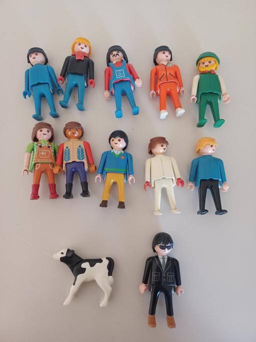 Buy & Sell Eckington North East Derbyshire - Photos for 11 playmobil figures and a calf