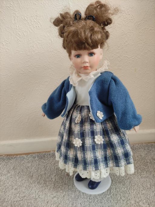 Buy & Sell Grafton Street Industrial Estate West Northamptonshire - Photos for Beautiful doll
