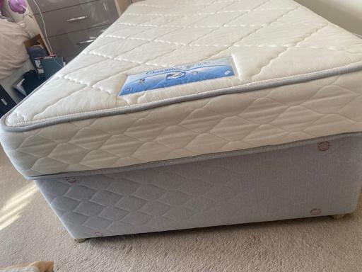 Buy & Sell Dagenham Barking and Dagenham - Photos for Big single Divan bed