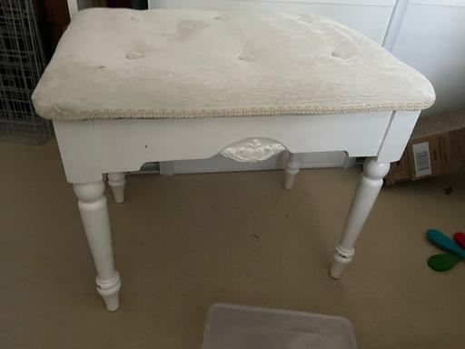 Buy & Sell Stoke Poges Buckinghamshire - Photos for dressing table stool