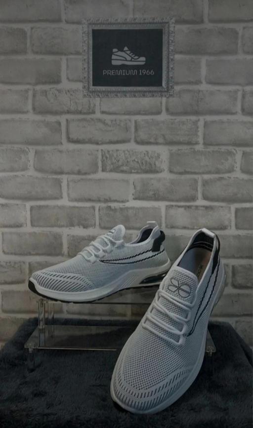 Buy & Sell Clacton-on-Sea Tendring - Photos for mens Crosshatch Ballagyr trainers
