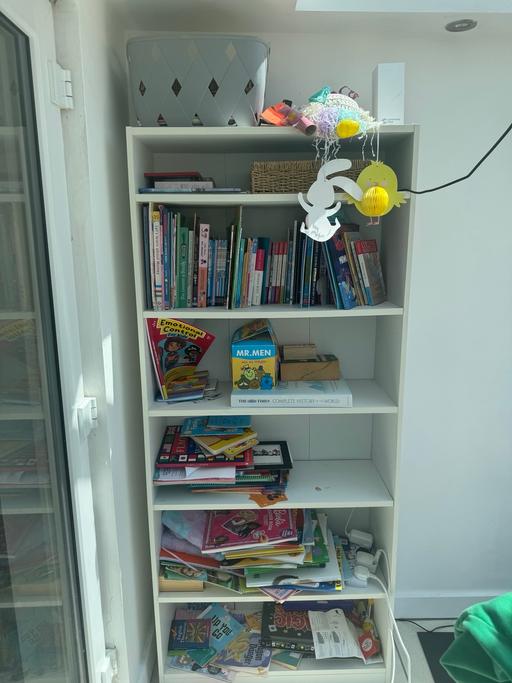 Buy & Sell Sunbury-on-Thames Spelthorne - Photos for White Bookcase