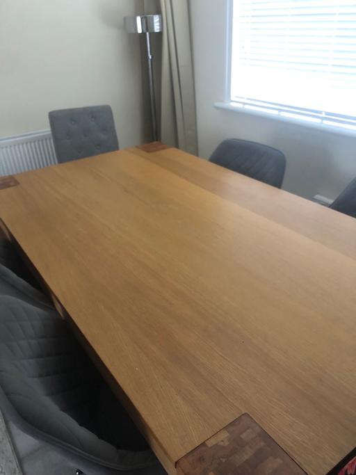 Buy & Sell Bradley Wolverhampton - Photos for Oak dining table