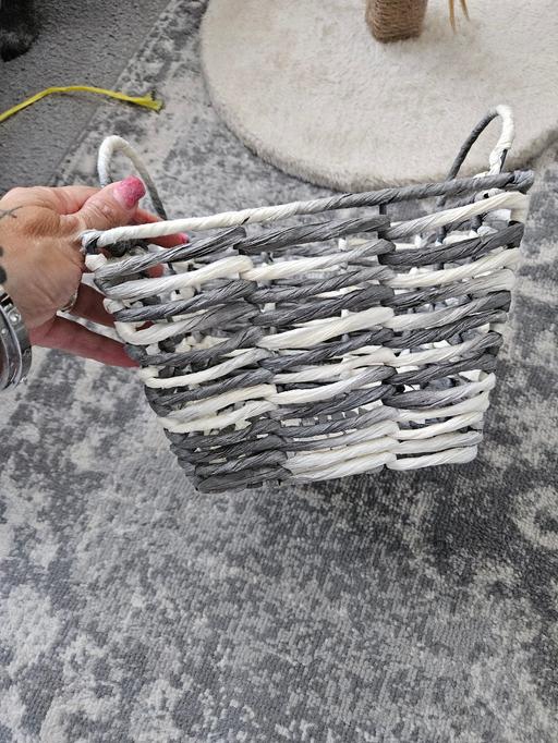 Buy & Sell Rowley Regis Sandwell - Photos for small wicker basket