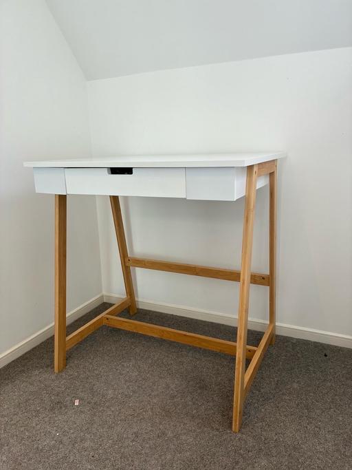 Buy & Sell Frognal North West London - Photos for White mini desk by Futon Company