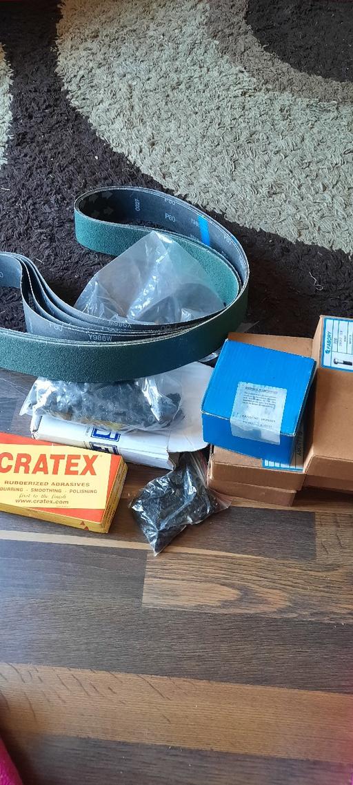 Buy & Sell Leagrave Luton - Photos for screws