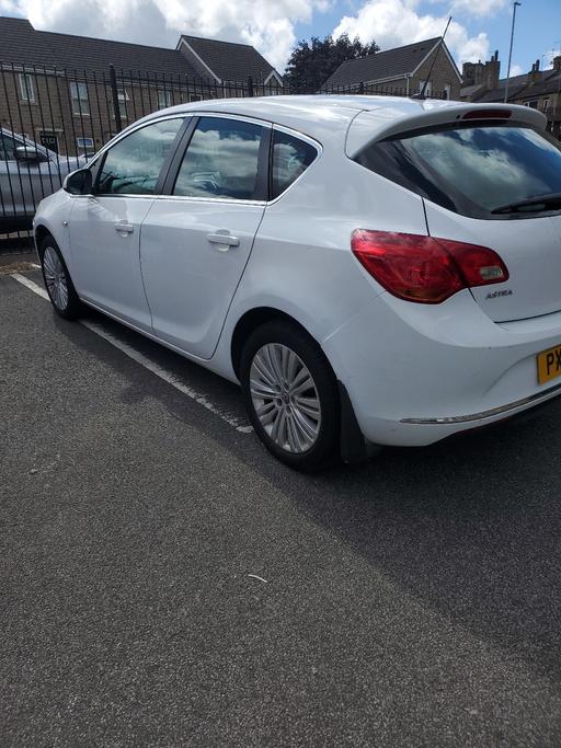 Vehicles Great Horton Bradford - Photos for Vauxhall astra 2015 mot July 26 £1695