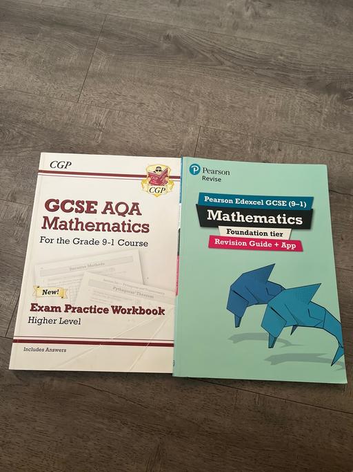 Buy & Sell - Photos for GCSE maths books